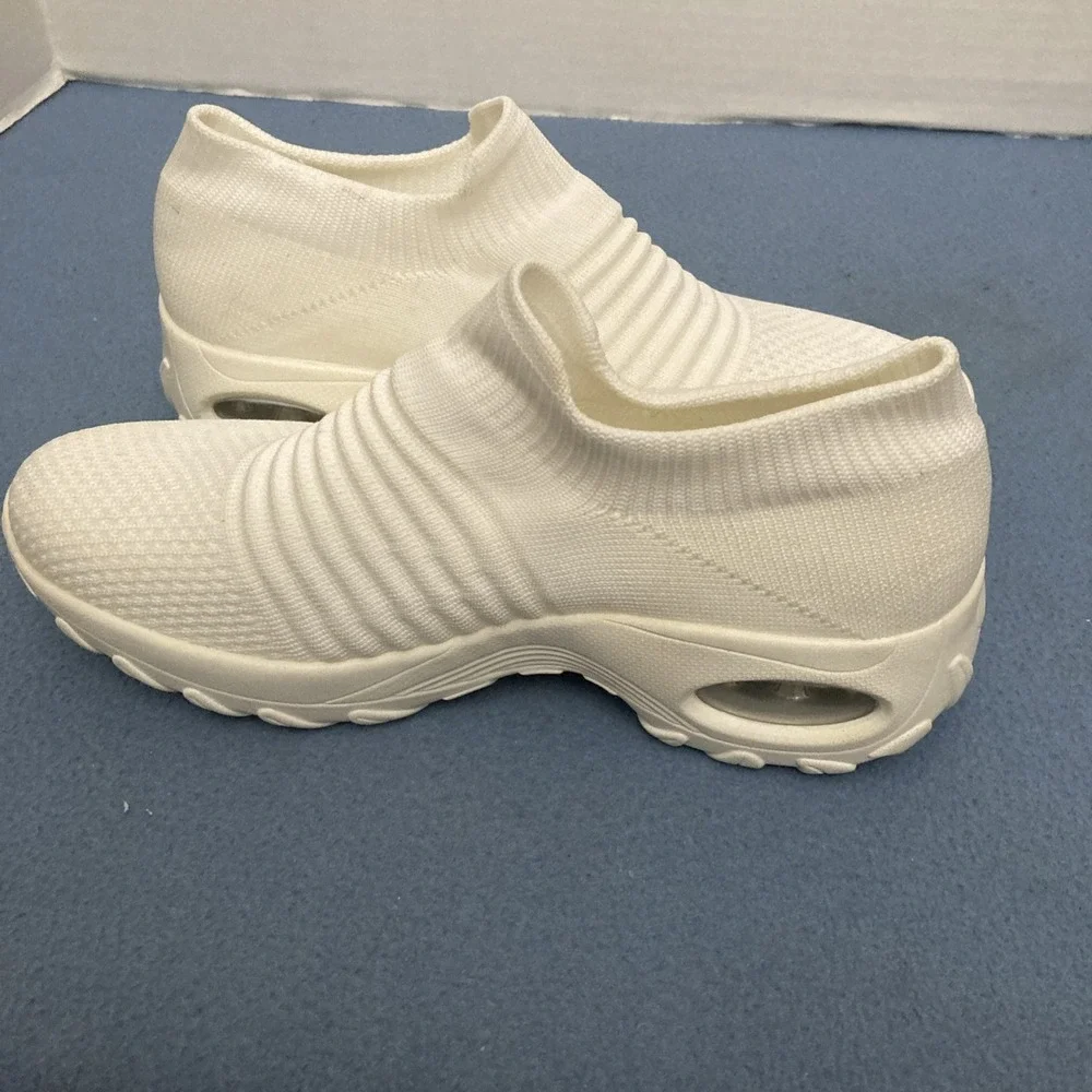 Hyper Women's White Hyperboost Memory Foam Pull-On Shoe w/Sock-Like Upper - SZ 7